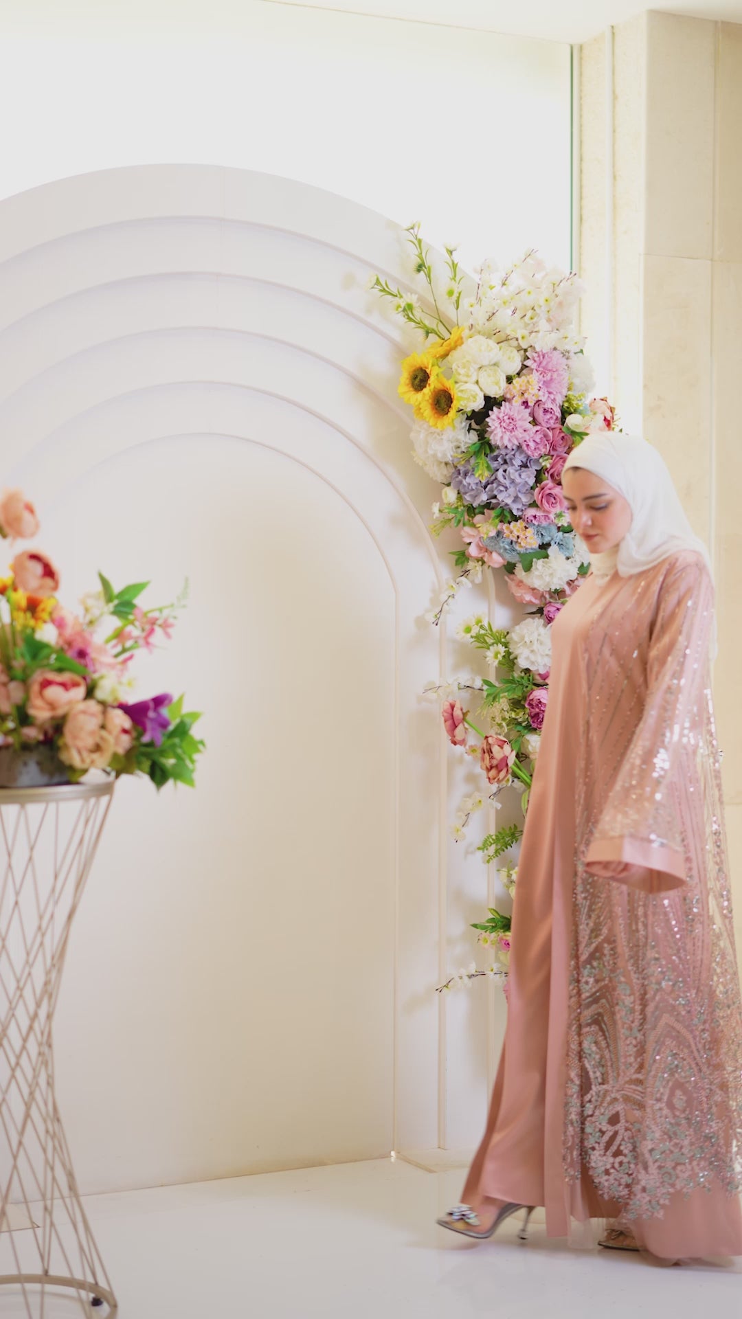 Rose Mist Abaya